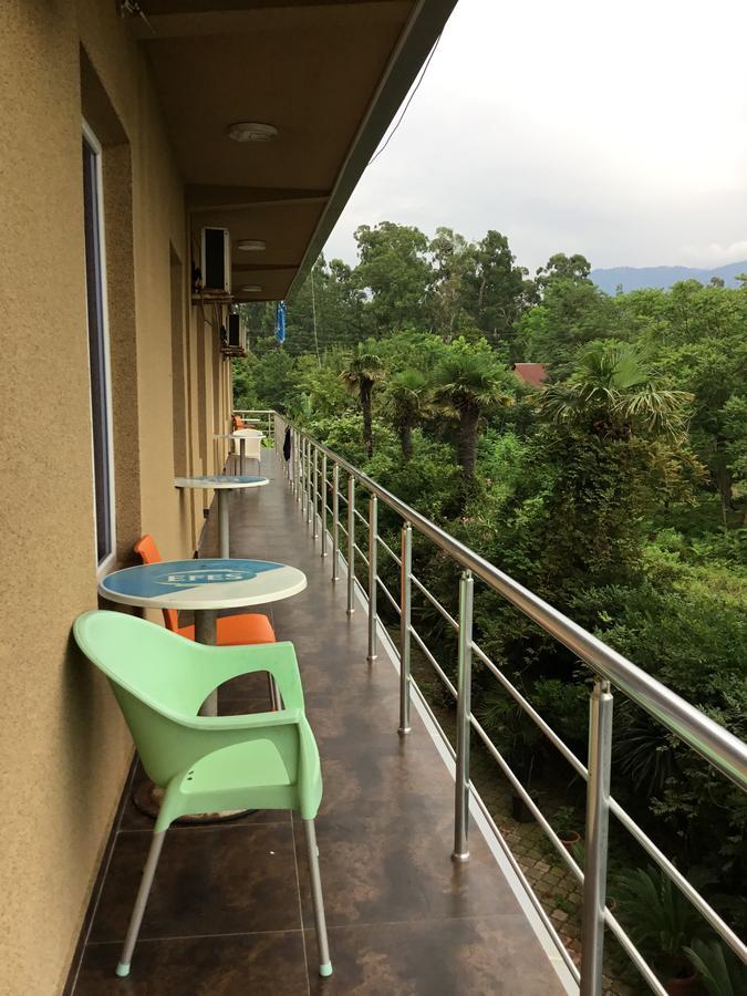 Sunny Land Hotel Chakvi Luaran gambar